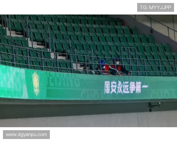 北京国安赛前训练顺利进行 工体明日上座率或创本赛季新低